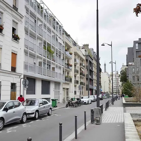 Appart'tourisme Lacordaire Tour Eiffel Apartment *
